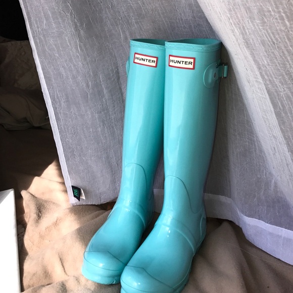 TIFFANY BLUE  RAIN BOOTS - Picture 2 of 4